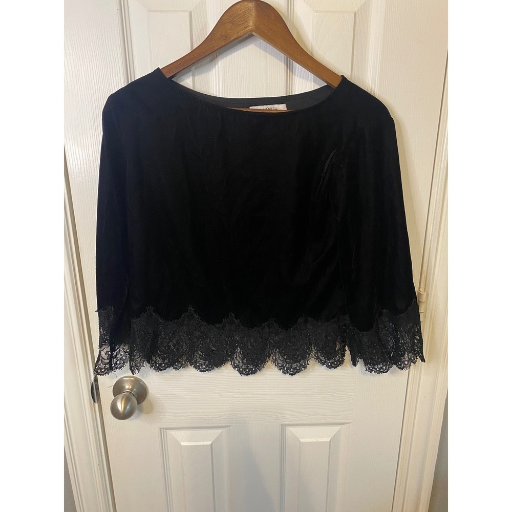 BAILEY 44 Blouse Top Women's XS Black‎ Velvet Lace Trim Boat Neck Cropped USA
